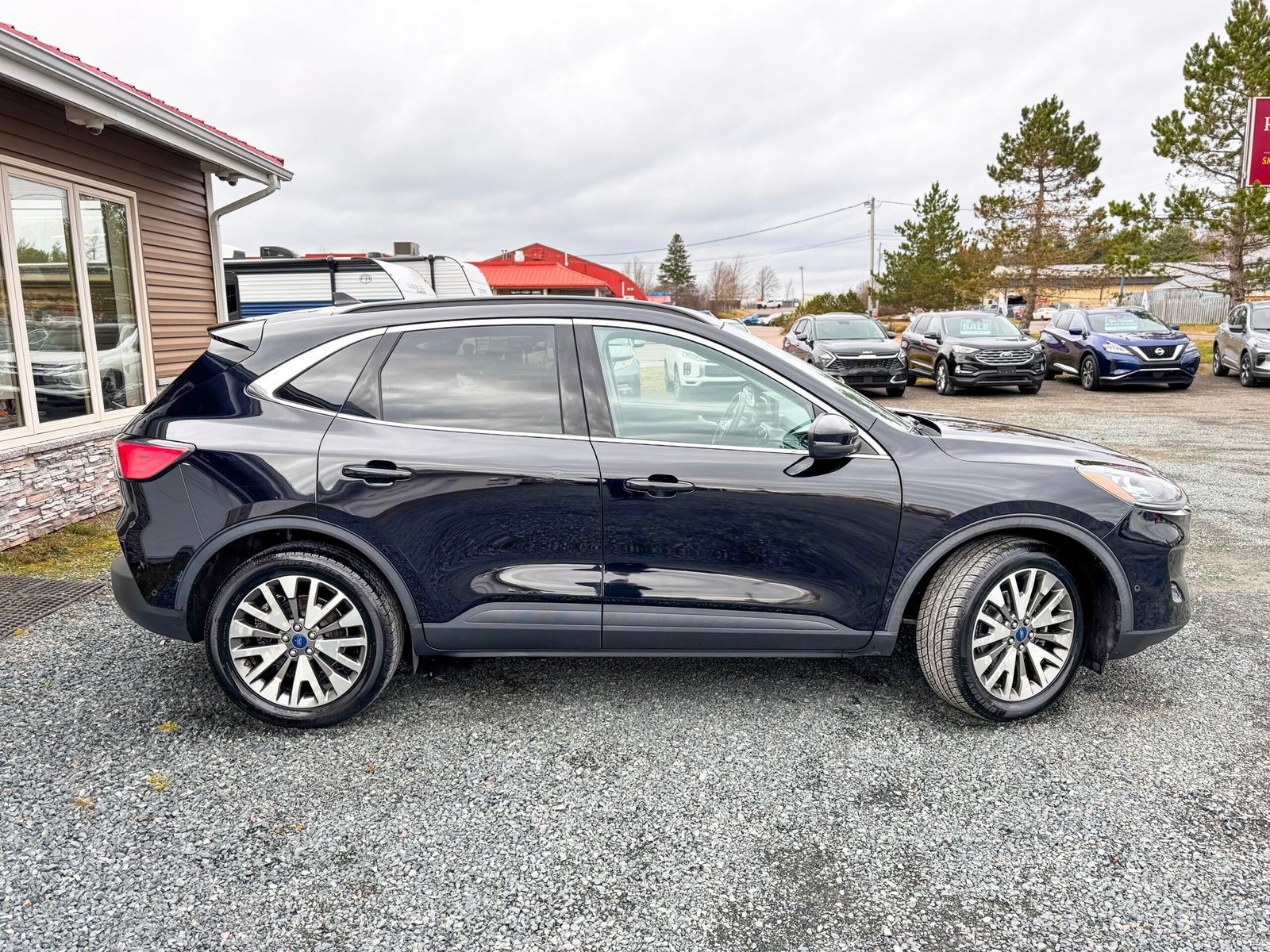 2020 Ford Escape Hybrid Titanium AWD